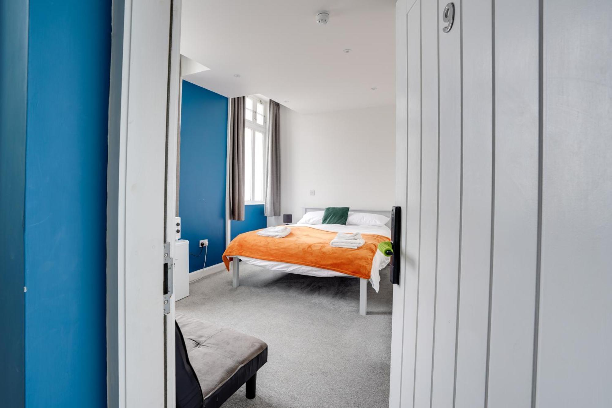 Homesly Guest Rooms, Comfortable En-Suite Guest Rooms With Free Parking And Self Check-In Berwick Upon Tweed Exterior foto